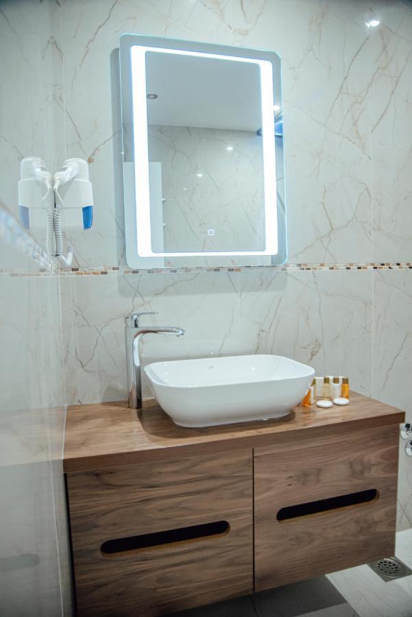 Mk Premier Hotel Novi Pazar Luaran gambar