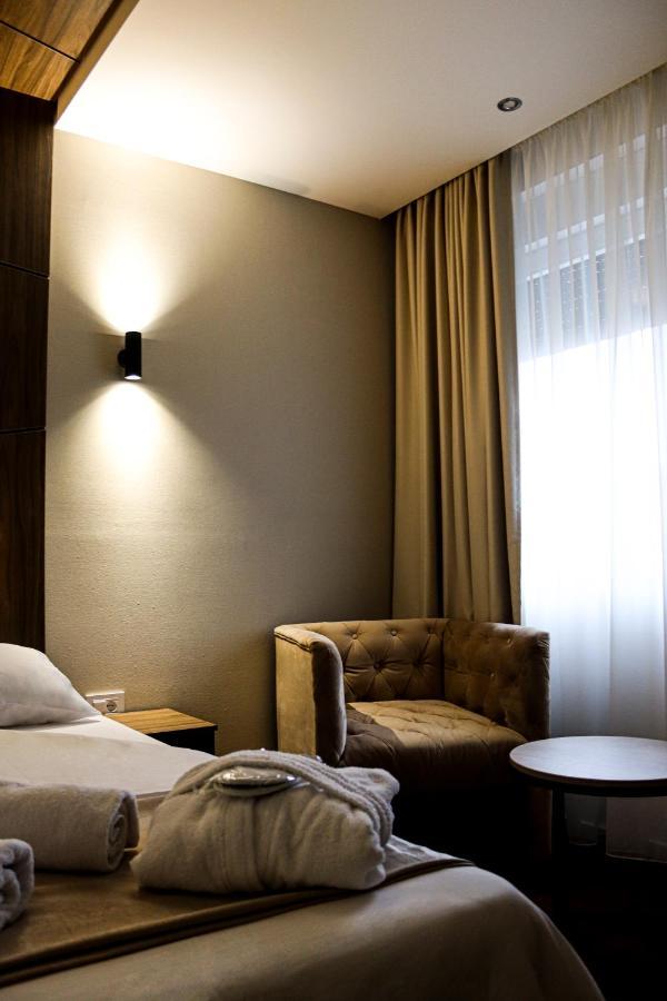 Mk Premier Hotel Novi Pazar Luaran gambar