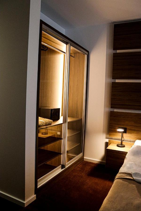 Mk Premier Hotel Novi Pazar Luaran gambar